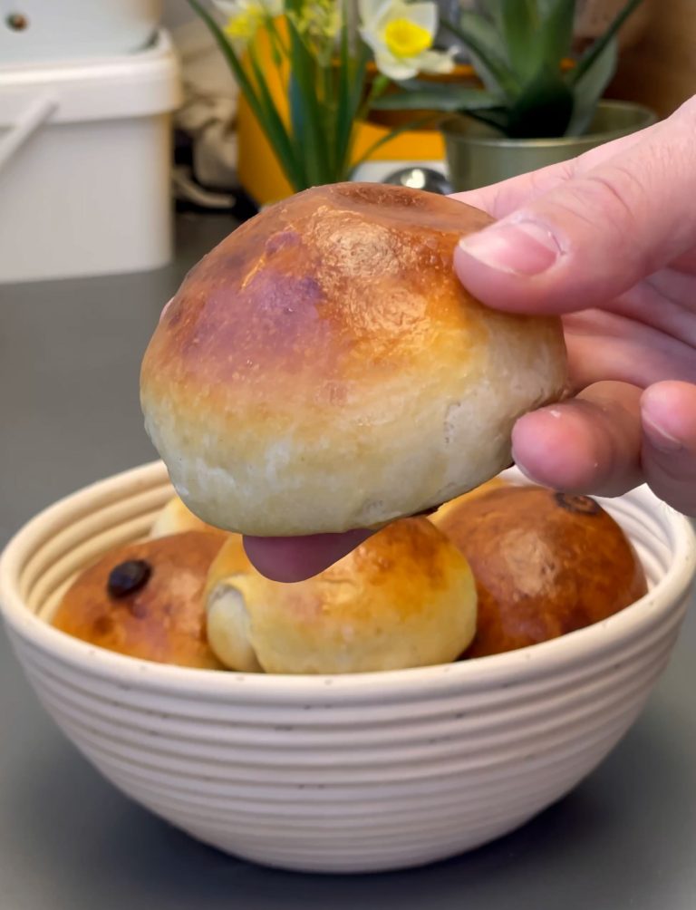 Milchbrötchen