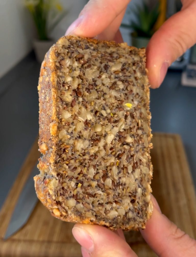 Korn an Korn Brot ohne Mehl