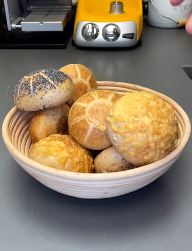 Festtagsbrötchen mit Übernachtgare