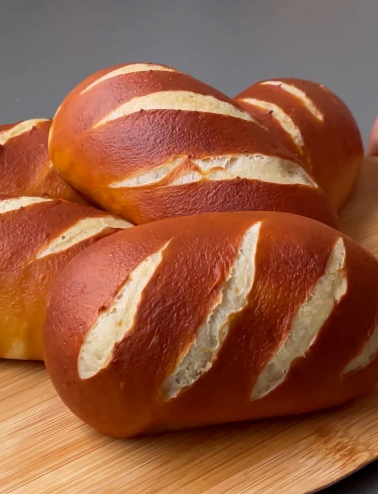 Laugen Hot Dog Buns